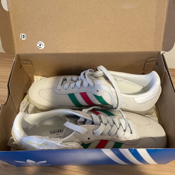 Size 6.5M / 8W- adidas Samba OG Crystal White Green Scarlet - Picture 3 of 5